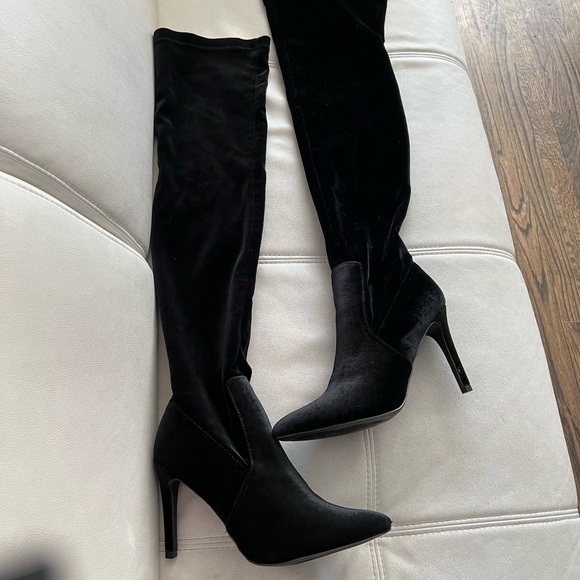Boston Proper (Cape Robbin) Black Velvet Over the Knee Boots - Picture 1 of 6